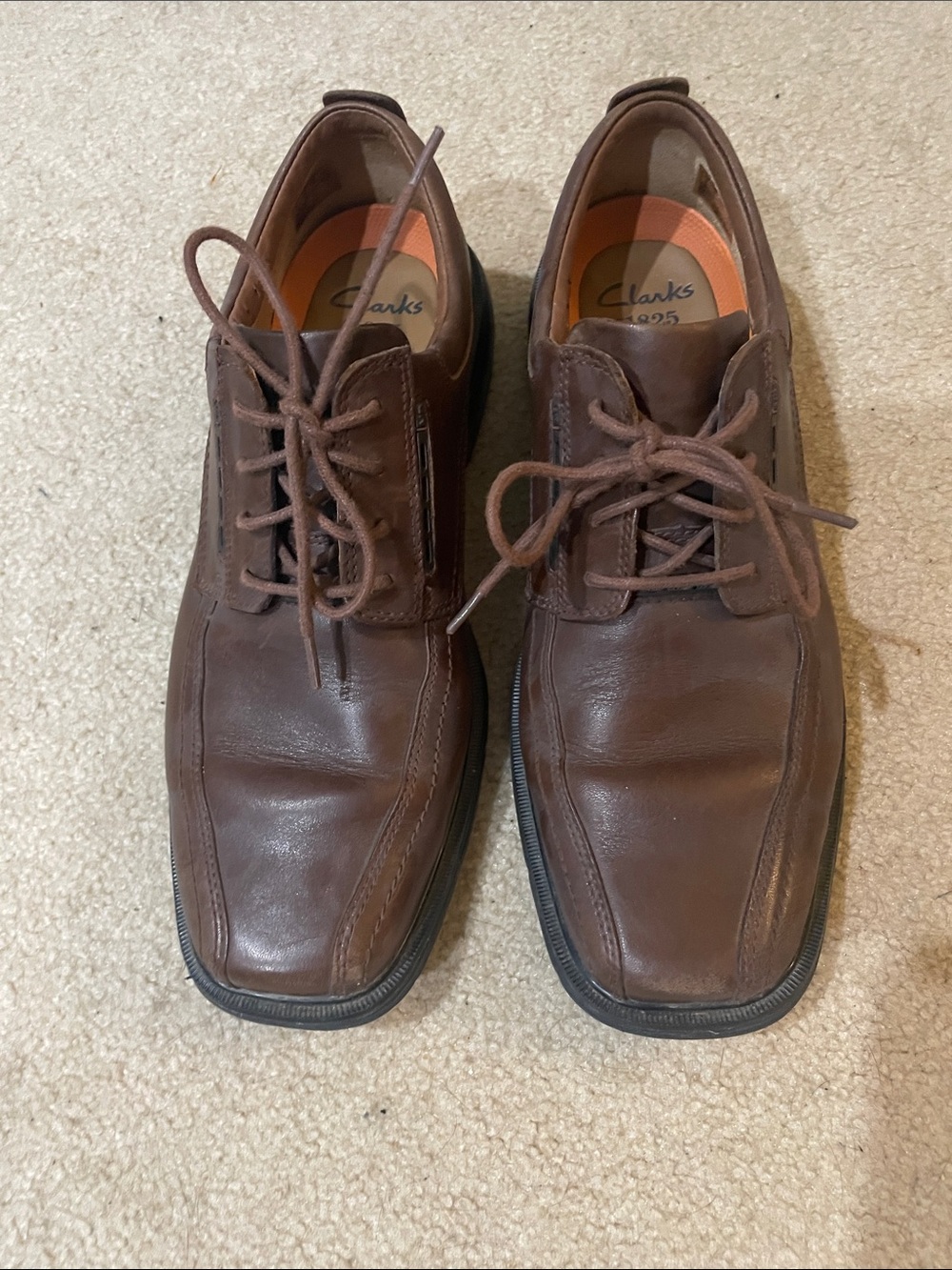 Leather shoes